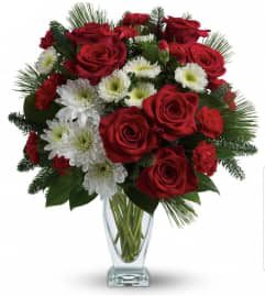 Couture Kisses. An arrangement by Avenue Flowers and Gifts.