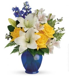 Ocean Garden. An arrangement by Avenue Flowers and Gifts. Ocean Garden. An arrangement by Avenue Flowers and Gifts.