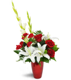 Cupid's Kiss™. An arrangement by Avenue Flowers and Gifts.
