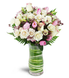 Sweetest Valentine™. An arrangement by Avenue Flowers and Gifts. Sweetest Valentine™. An arrangement by Avenue Flowers and Gifts.