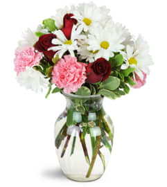 I'm Smitten™. An arrangement by Avenue Flowers and Gifts.