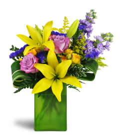 Springtime Kiss™. An arrangement by Avenue Flowers and Gifts.