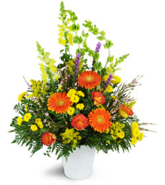Everlasting Spirit. An arrangement by Avenue Flowers and Gifts.