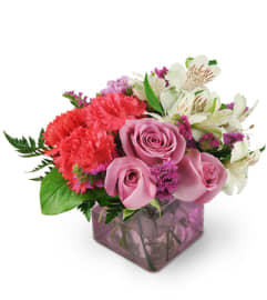 Lovely Way Bouquet™. An arrangement by Avenue Flowers and Gifts.