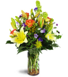 Garden Splendor Bouquet™. An arrangement by Avenue Flowers and Gifts. Garden Splendor Bouquet™. An arrangement by Avenue Flowers and Gifts.