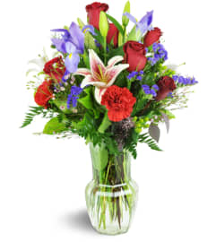 Berry Wonderful™. An arrangement by Avenue Flowers and Gifts.