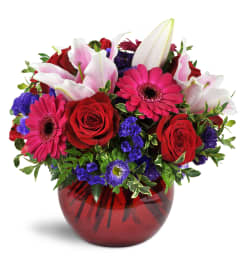 Forever Smitten™. An arrangement by Avenue Flowers and Gifts. Forever Smitten™. An arrangement by Avenue Flowers and Gifts.